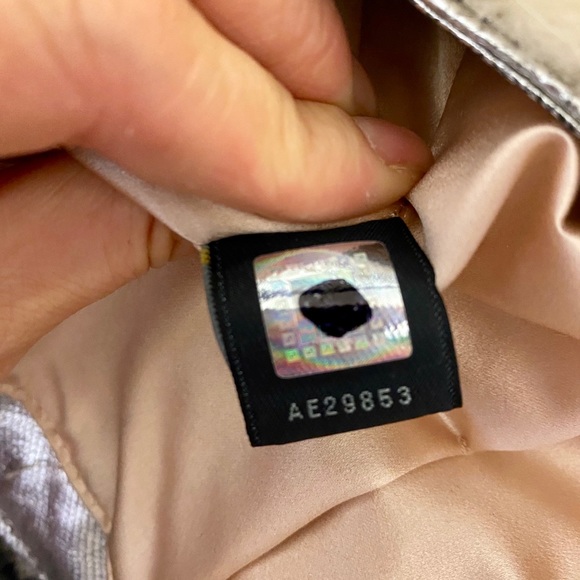 Authentic Fendi vintage fur spy - Picture 12 of 13